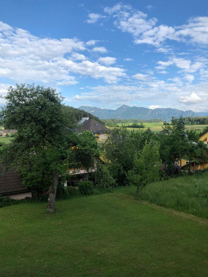 Pension Lipusch Sankt Veit im Jauntal Exteriör bild